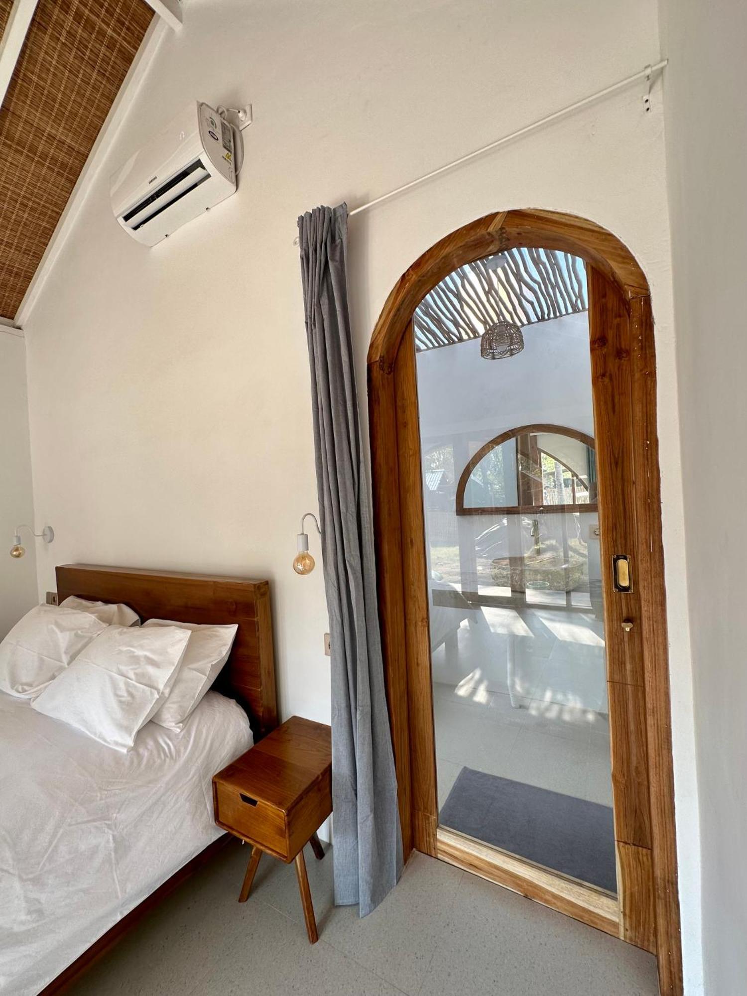 Rumah Canaria Bungalow Gili Trawangan Exterior foto
